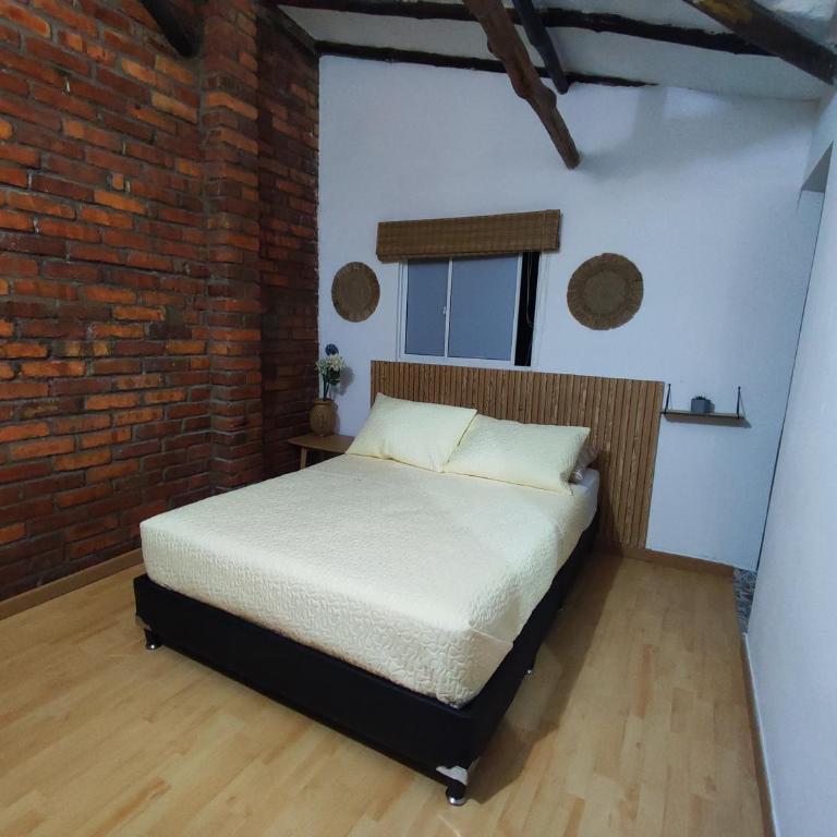 Hostal Casablanca - Habitación Doble con baño privado - 6