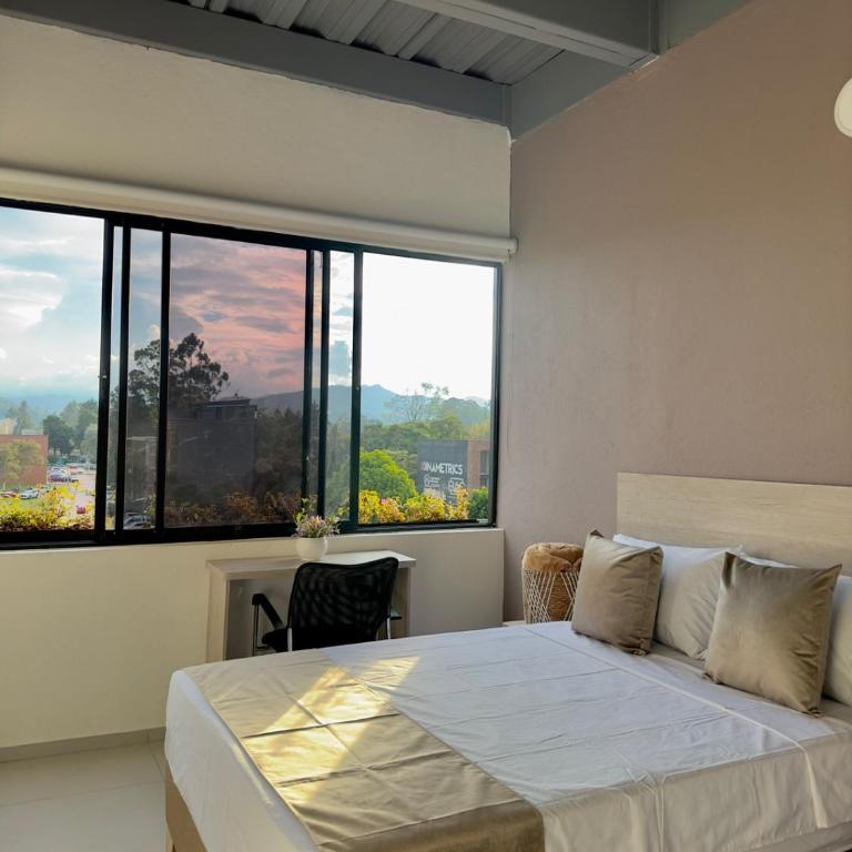 Hotel Med Llanogrande - Executive Queen Room with Two Queen Beds - 9