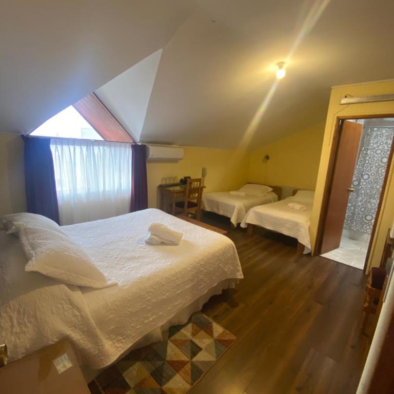 Hotel Küyen-Ko Pucón - Habitación Cuádruple Estándar - 2