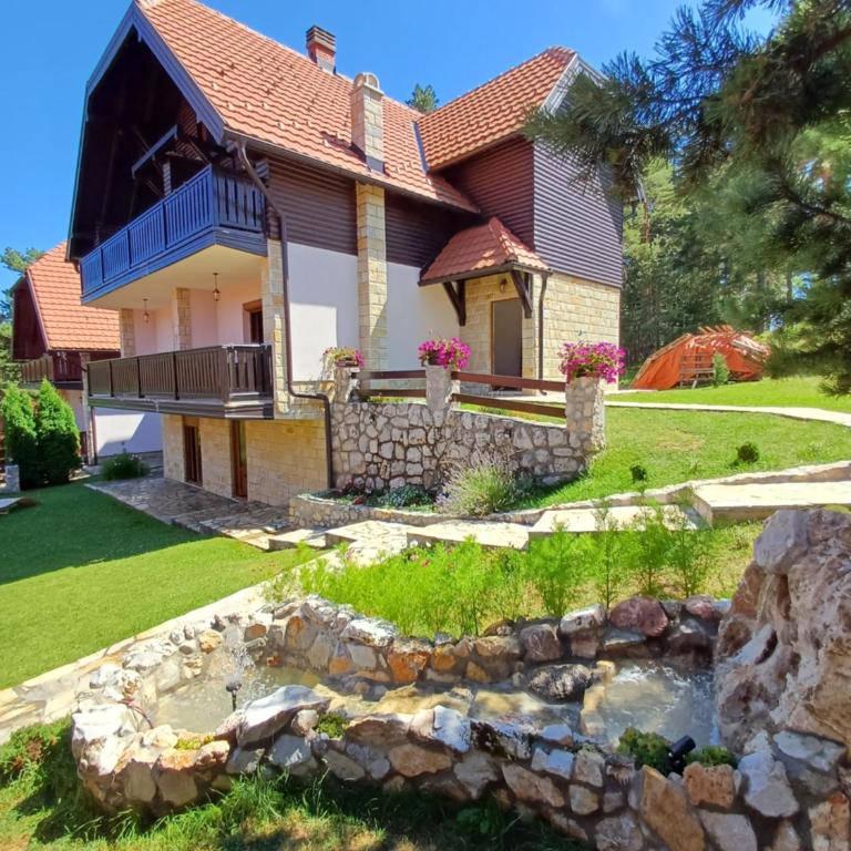 Tara Apartmani Malešević - 2 - Studio apartman sa 1 bračnim krevetom - 1