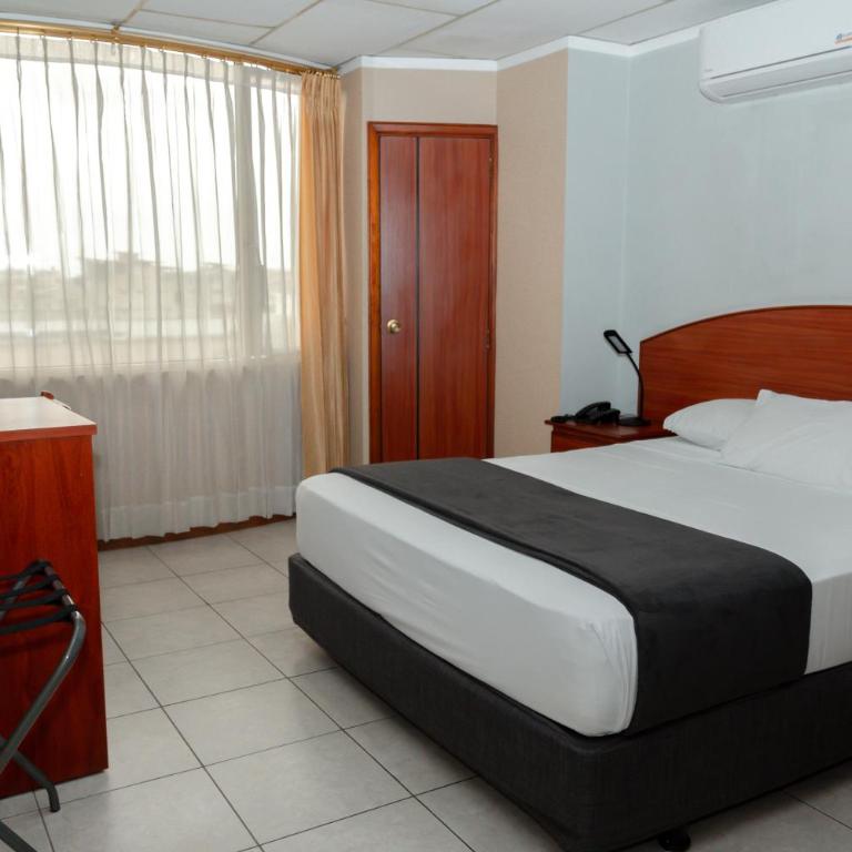 Grand Hotel Machala - Habitación Individual - 3
