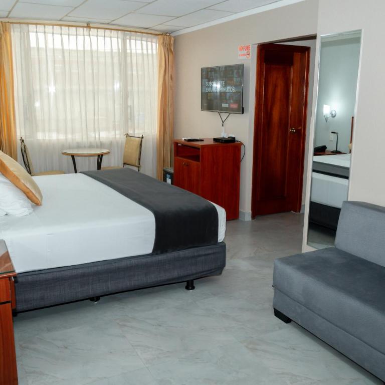 Grand Hotel Machala - Habitación Doble Deluxe - 2