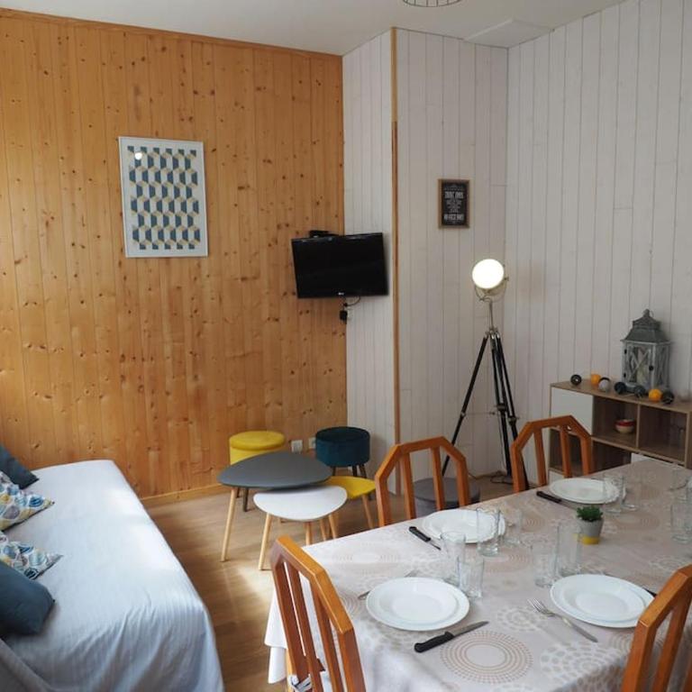 Appartement Mont-dore centre 6-8 personnes 2 ch - Apartment mit 2 Schlafzimmern - 4