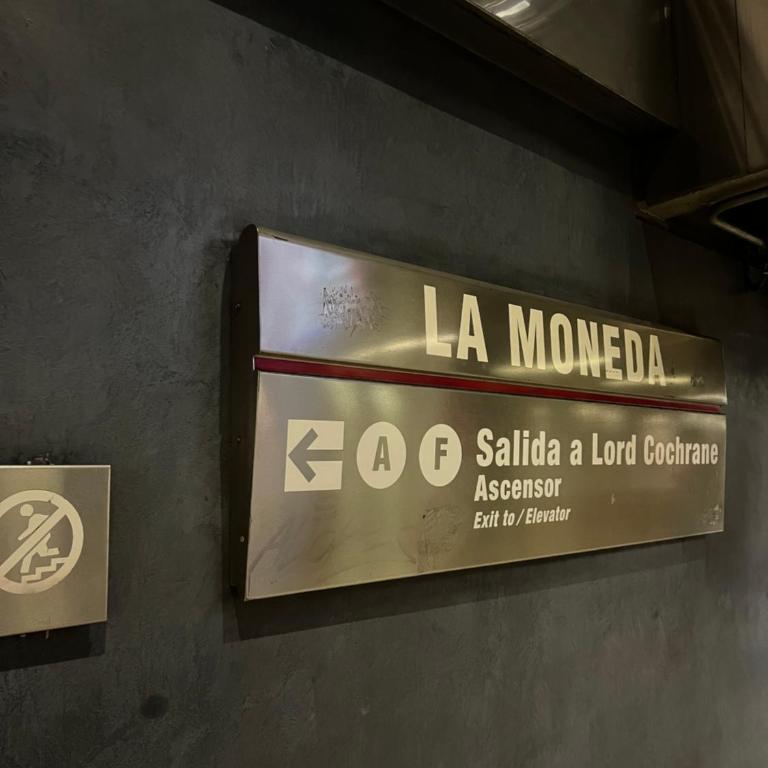 Departamento Santiago Centro Full Equipado - Three-Bedroom Apartment - 34