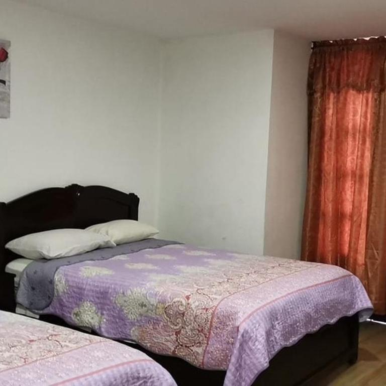Hostal Palma - Habitación Cuádruple Clásica - 12