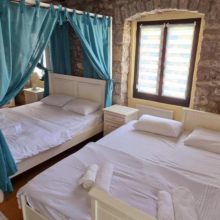 Villa Mara Lustica Bay Retreat near Kotor, Tivat - Three-Bedroom Villa - 28