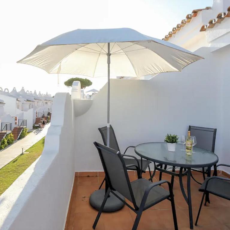 Private 2 Bedroom Flat in VIME La Reserva de Marbella - Apartamento de 2 dormitorios - 52