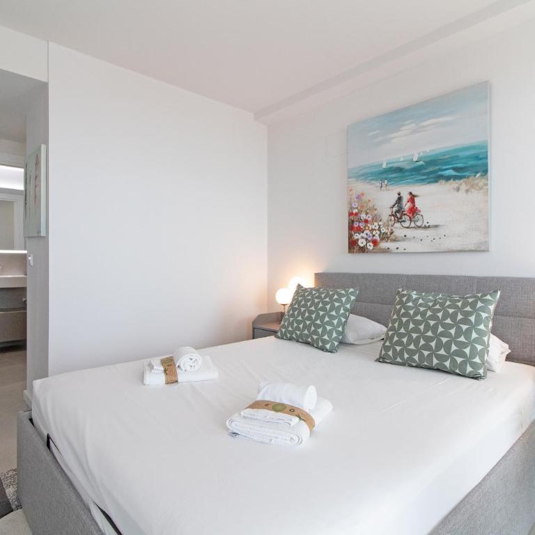 Global Vacacional, Nuevo apartamento con piscina privada y terraza con vistas al mar - Appartement - Vue sur Mer - 5