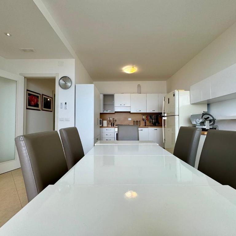 Residenza Mare - Appartamento con 3 Camere da Letto e Vista Mare - 6