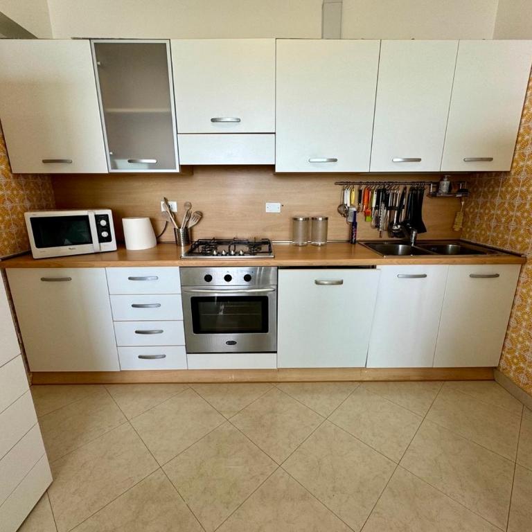 Residenza Mare - Appartamento con 3 Camere da Letto e Vista Mare - 7