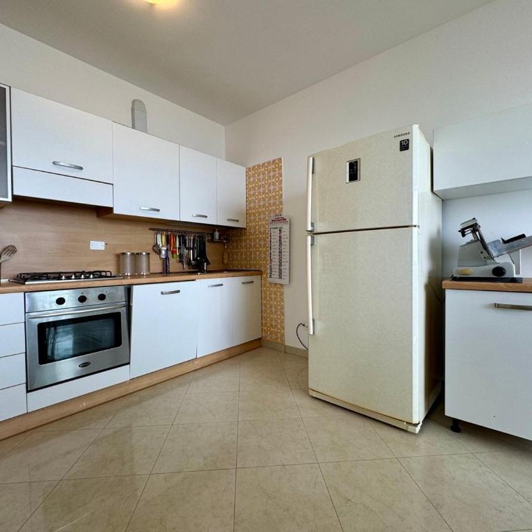 Residenza Mare - Appartamento con 3 Camere da Letto e Vista Mare - 12
