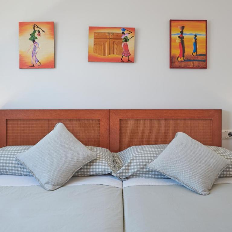 Villa Carmen - Three-Bedroom House - 21