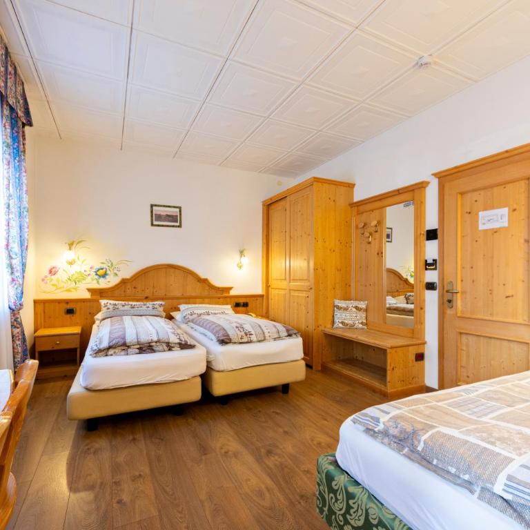 Monza Dolomites Hotel - Camera Tripla Economy - 1