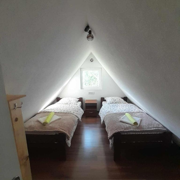 Holiday Home Krejović - Three-Bedroom House - 20