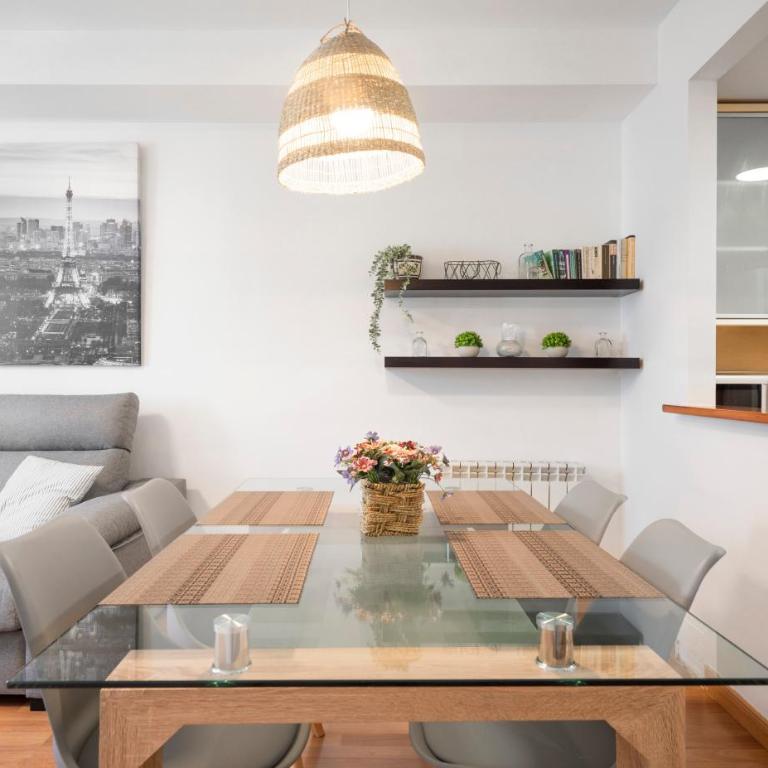 EnjoyGranada EMIR 3B y Parking - One-Bedroom Apartment - 7