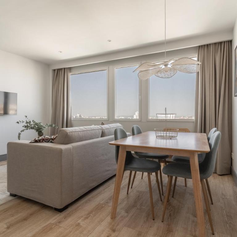 Modern and Bright-2Bedrooms 1Bathroom-Colón - Two-Bedroom Apartment - 38
