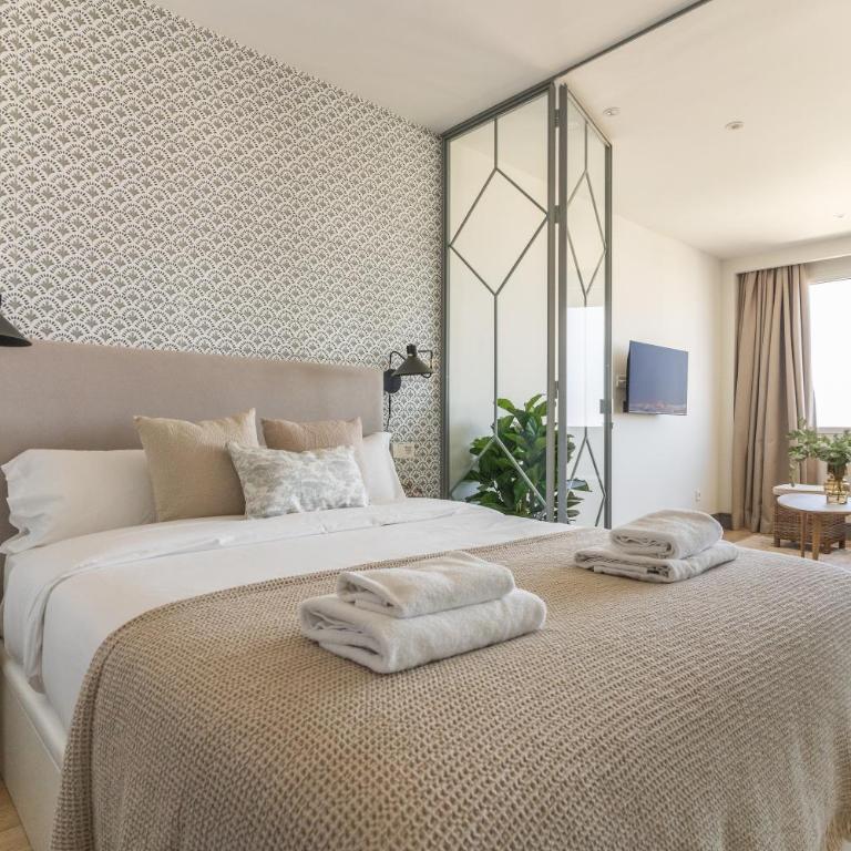 Modern and Bright-2Bedrooms 1Bathroom-Colón - Two-Bedroom Apartment - 43