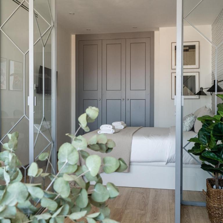 Modern and Bright-2Bedrooms 1Bathroom-Colón - Two-Bedroom Apartment - 45