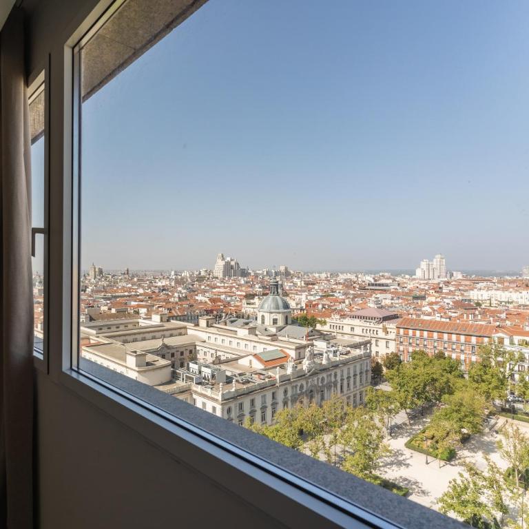 Modern and Bright-2Bedrooms 1Bathroom-Colón - Two-Bedroom Apartment - 57