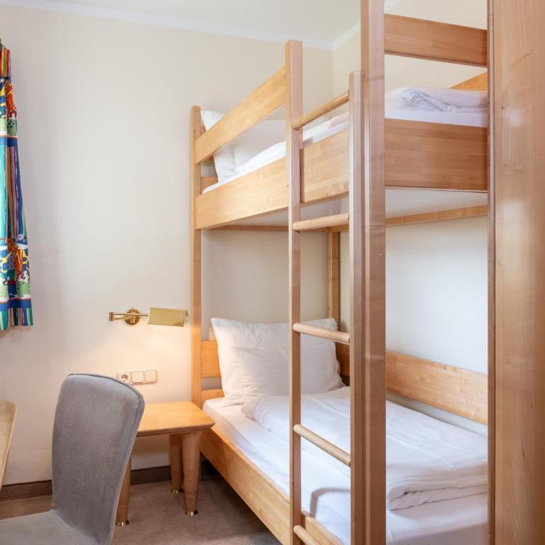 Die WUNDER s Ferienpension - Apartment mit 2 Schlafzimmern und Balkon - 4