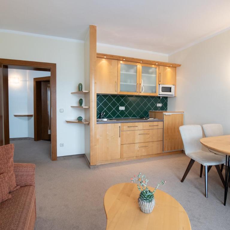 Die WUNDER s Ferienpension - Apartment mit 2 Schlafzimmern und Balkon - 3