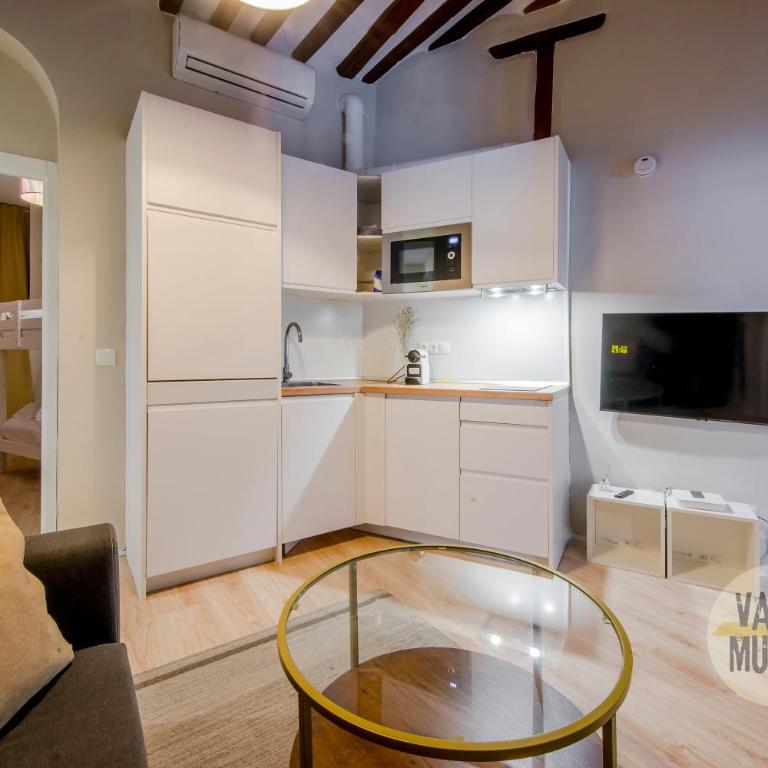 Centrico Apt 7pax en Anton Martin-Centro E2 - Apartment - 2