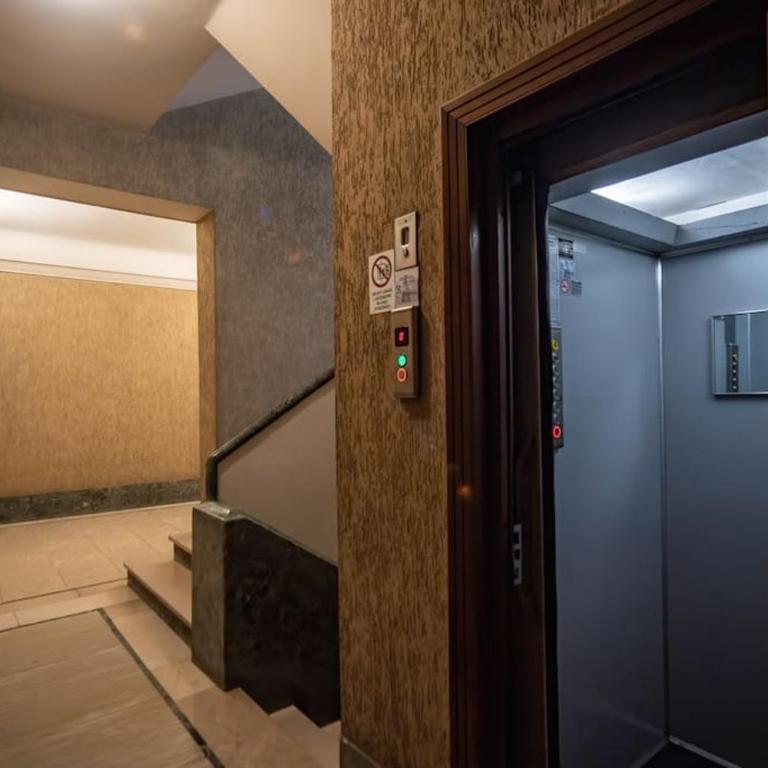 Homely - spacious Apt in gianicolo district - Appartamento Standard con 2 Camere da Letto - 45