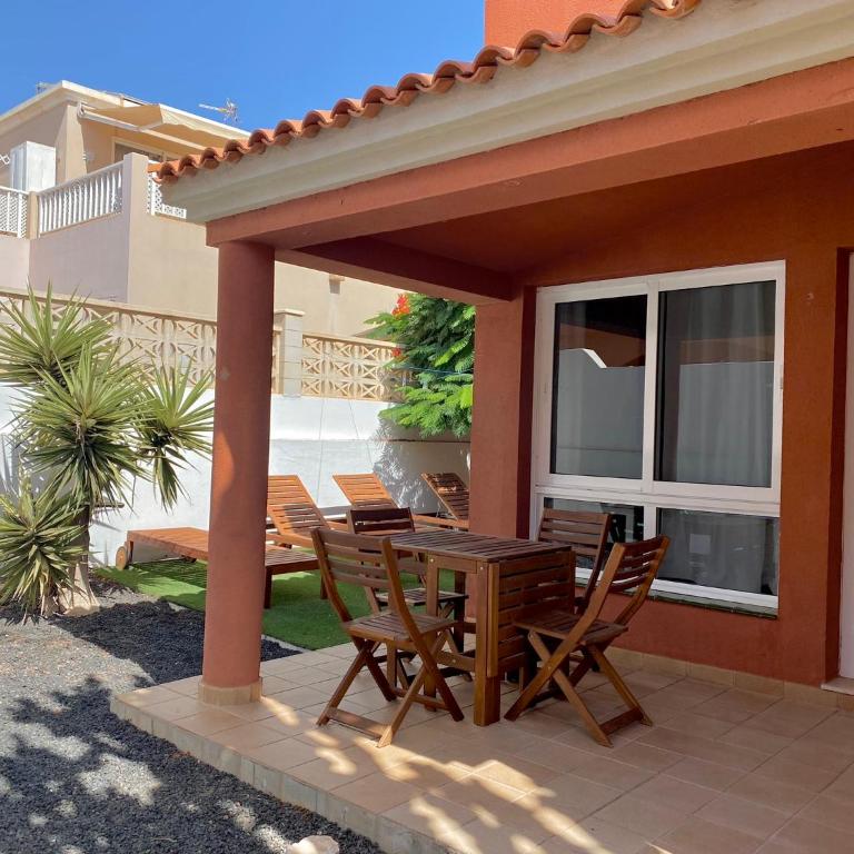 Castillo Beach 5 - Two-Bedroom House - 1