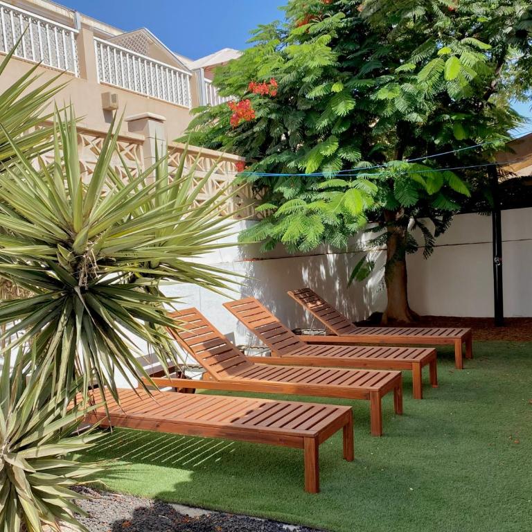 Castillo Beach 5 - Two-Bedroom House - 2
