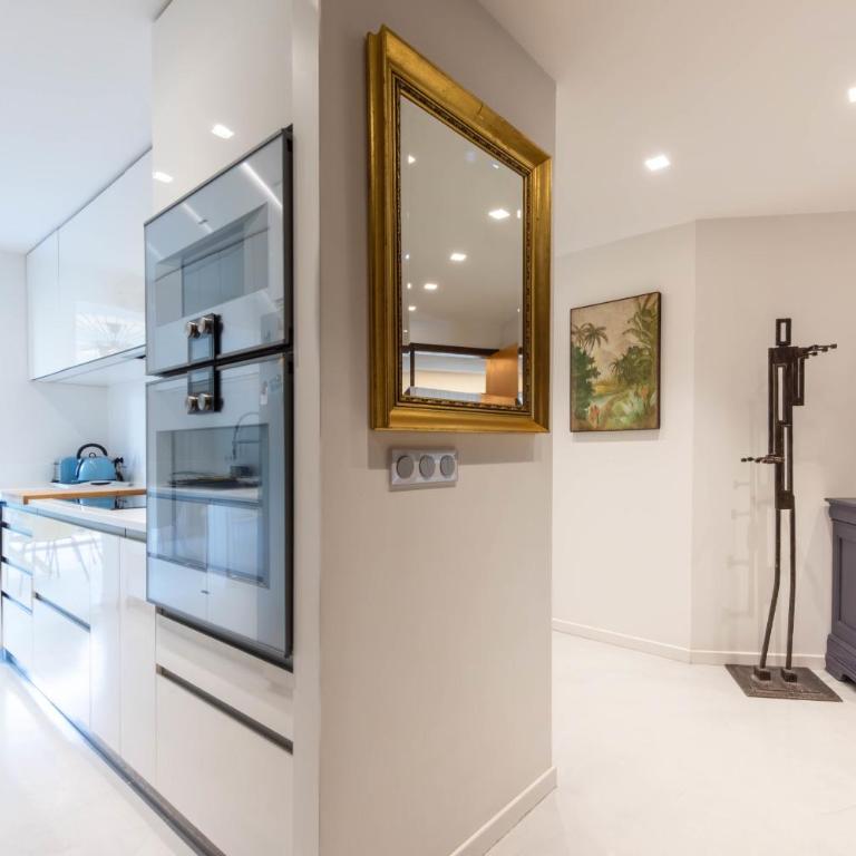 RARE! 2-Br with Pools Beach Access Private Parking - Appartement - 15
