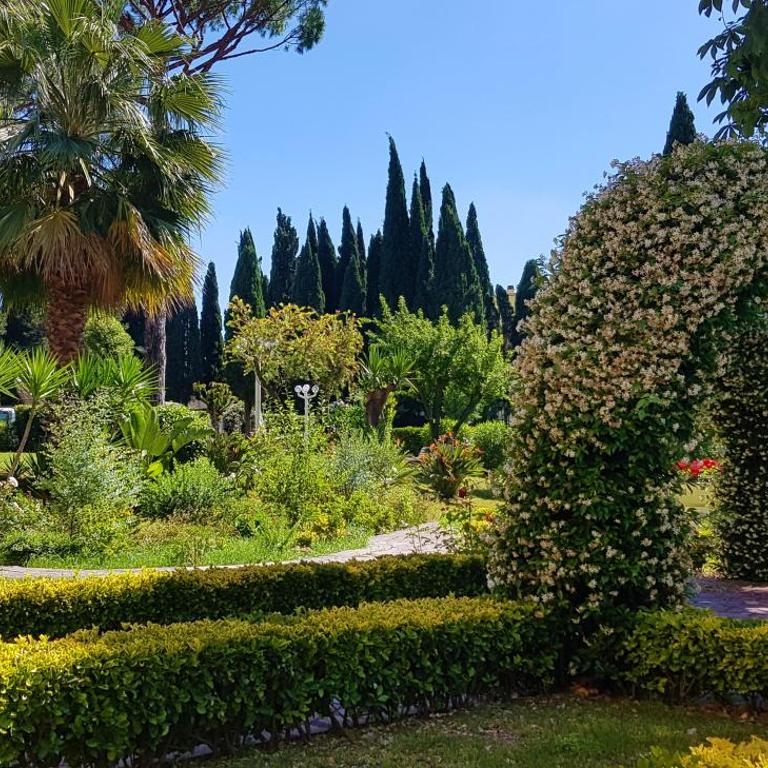 Green Oasis - Appartamento Deluxe con 1 Camera da Letto e Vista Giardino - 24