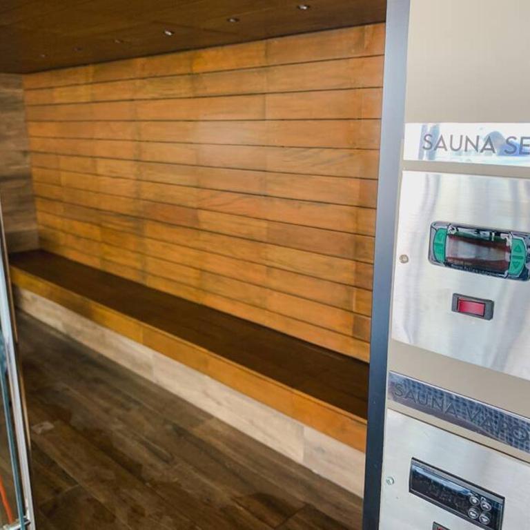 Studio Moderno con Patio Privado - Apartamento de 1 dormitorio - 17