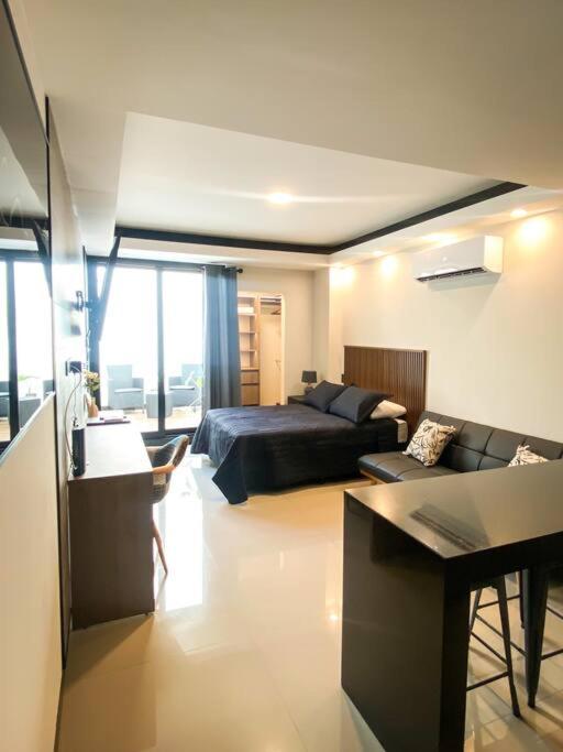 Studio Moderno con Patio Privado - Apartamento de 1 dormitorio - 42