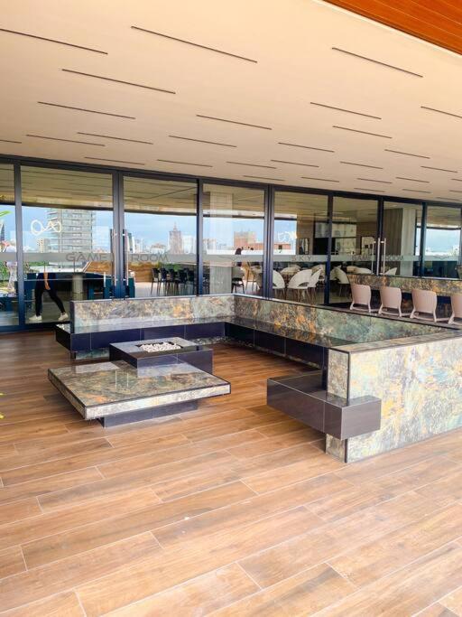 Studio Moderno con Patio Privado - Apartamento de 1 dormitorio - 49