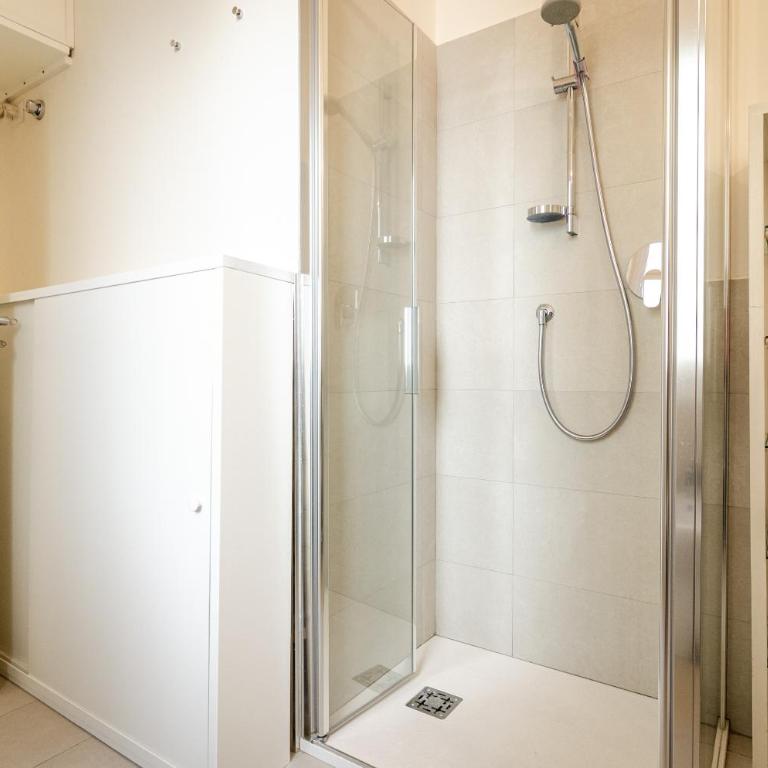 Testoni Home - Three-Bedroom Apartment - 25