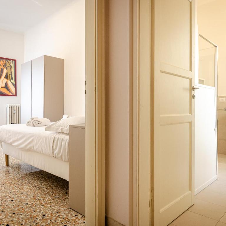 Testoni Home - Three-Bedroom Apartment - 19