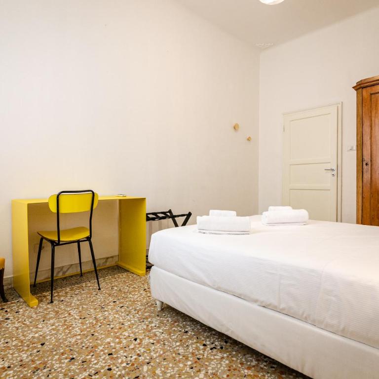 Testoni Home - Three-Bedroom Apartment - 4