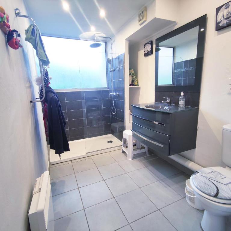 Grand Studio avec piscine à Mandelieu - Appartamento con 1 Camera da Letto - 2