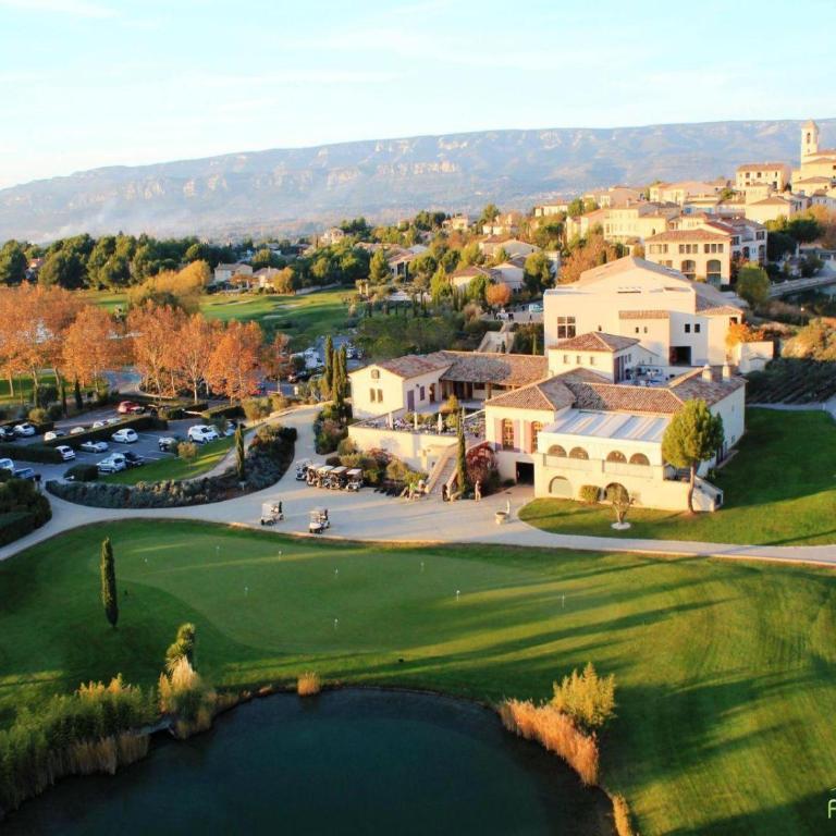 Maison haut de gamme dans le golf de pont royal - Villa Deluxe - 14
