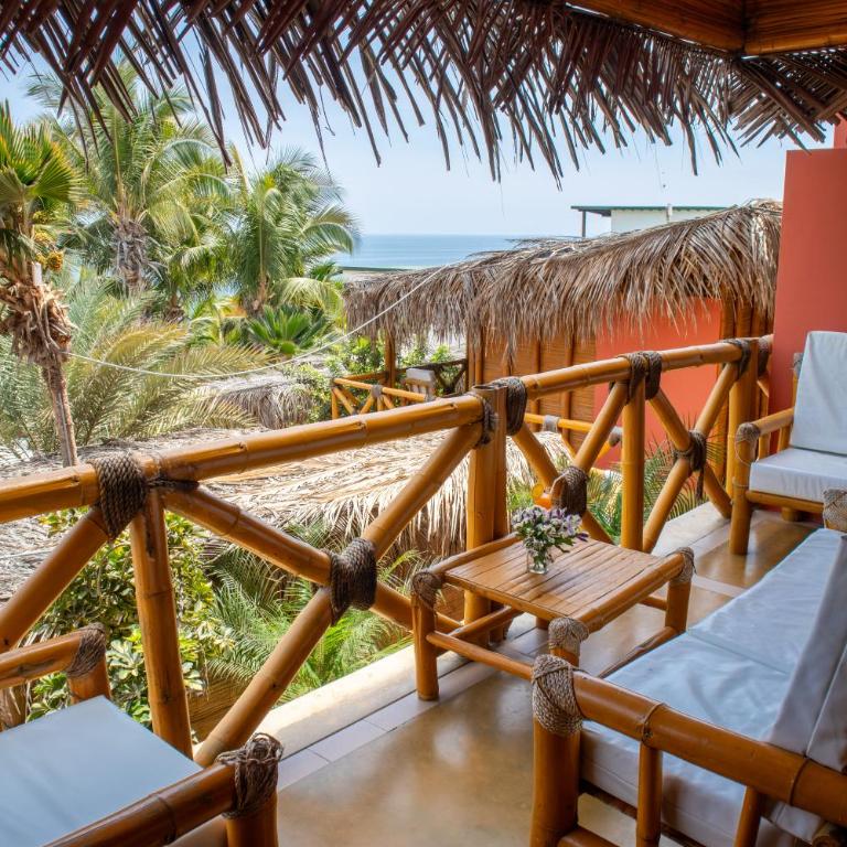 El Mirador de Vichayito - Family Room with Garden View - 5