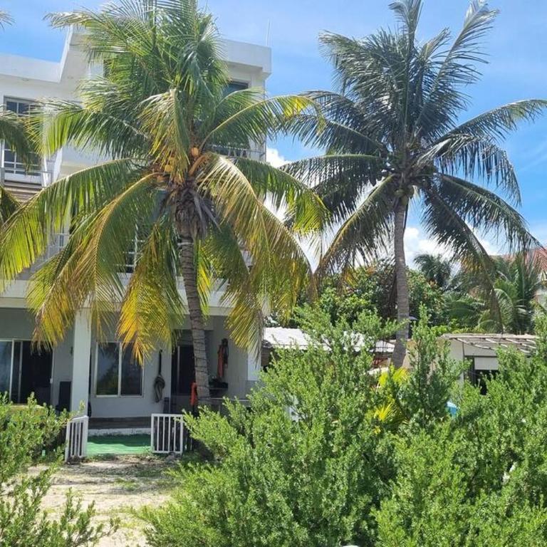 Beach House & Yacht Seaside Sunrise Haven - Villa - 46