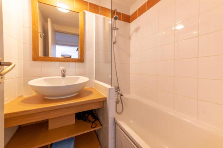 Résidence Digitale - 3 pièces pour 6 personnes - Piscine, sauna et Parking Privé - Appartement 2 Chambres - 15