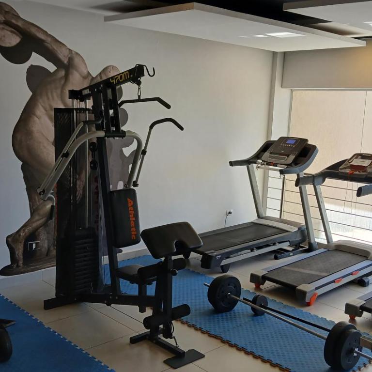 Departamento a pasos del Shopping del Sol - Apartamento de 1 dormitorio - 2