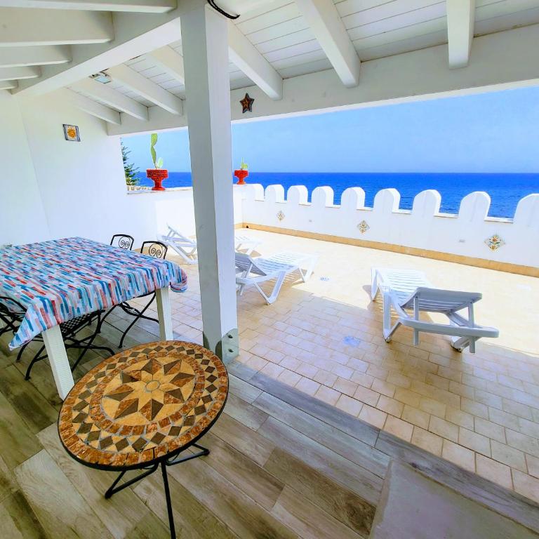 Seafront House Gabbiano Azzurro - Apartment - 40