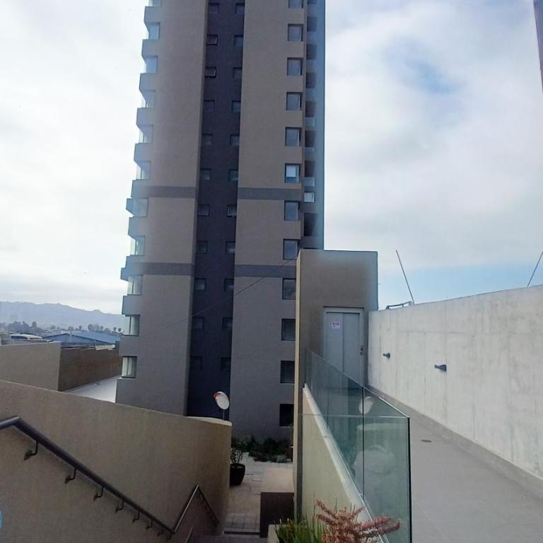 Departamento nuevo Santa Rosa del Mar, familiar, bien iluminado y cerca de todo, con estacionamiento gratis - Apartamento de 3 dormitorios - 30