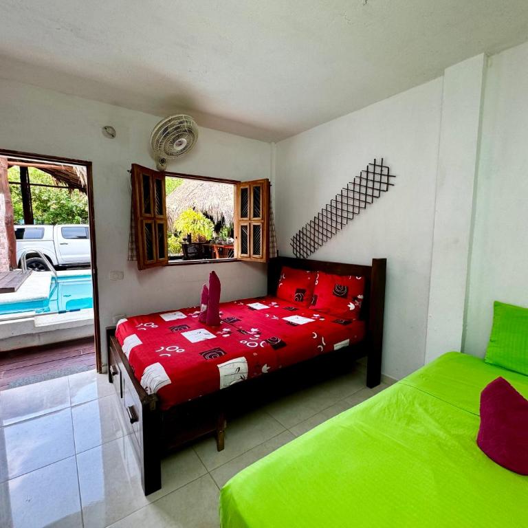 Hostal Nibuni Palomino - Habitación Triple Confort - 5