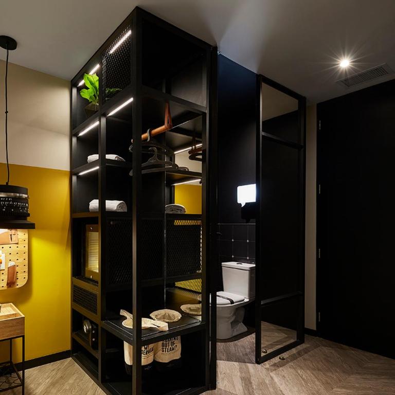 The Click Clack Hotel Medellín - Budget Double Room - 2