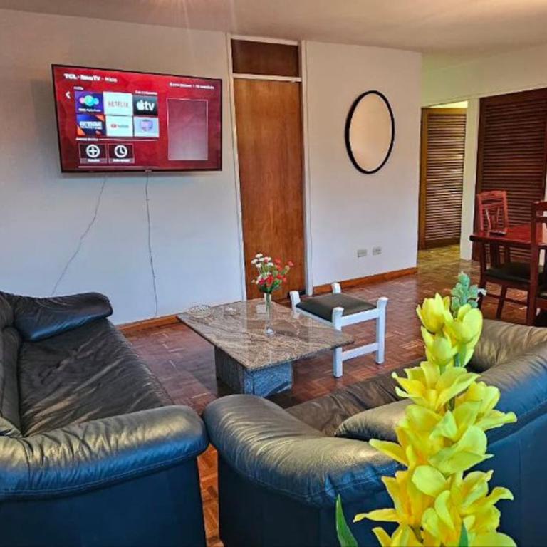 Ubicación-Espacio&Comodidad bello apto en Altamira - Three-Bedroom Apartment - 1