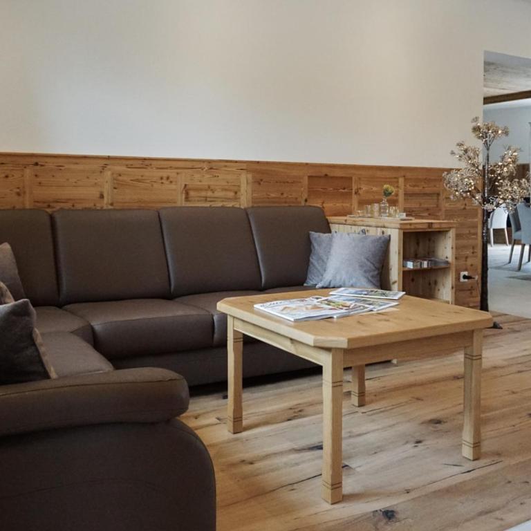 Gut Mitterlehen - Habitación Doble Deluxe con balcón - 5