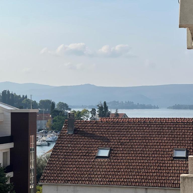 Ikigai Tivat Parisian Apartment - Apartment with Sea View - 10